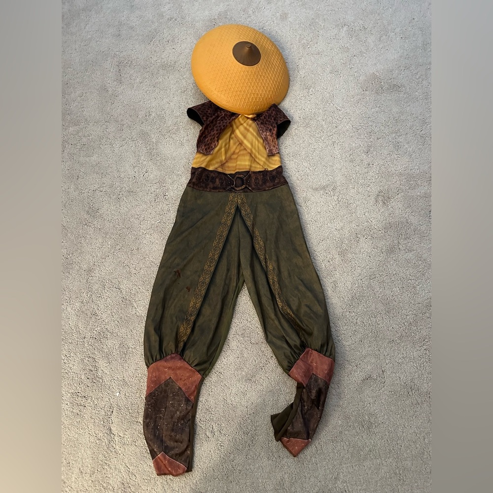 Raya costume